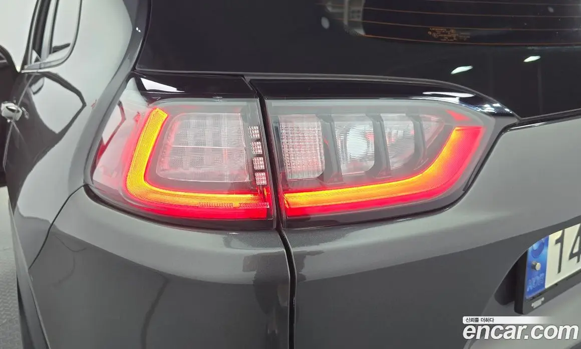 Jeep Cherokee 2022 2.4 автомат (гидро), фото 9 Jeep Cherokee 2022 2.4 автомат (гидро), фото 9
