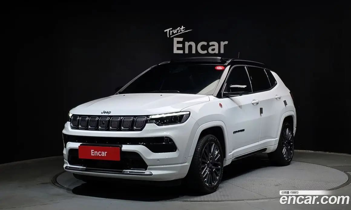 Jeep Compass 2022 2.4 автомат (гидро), фото 1 Jeep Compass 2022 2.4 автомат (гидро), фото 1