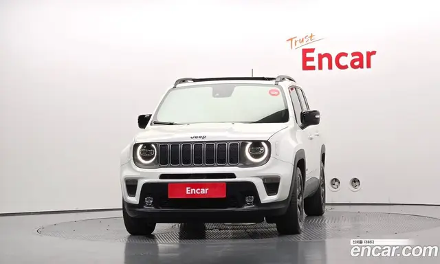 Jeep Renegade 2023 1.3 автомат (гидро), миниатюра 3