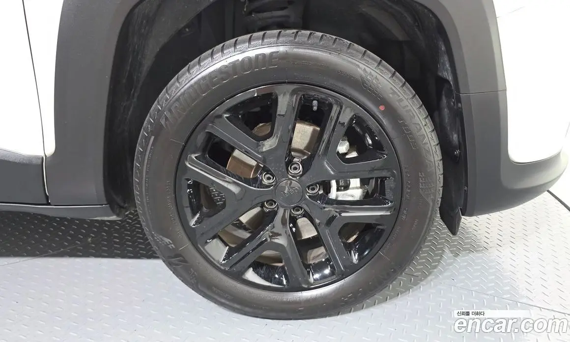 Jeep Renegade 2023 1.3 автомат (гидро), фото 7