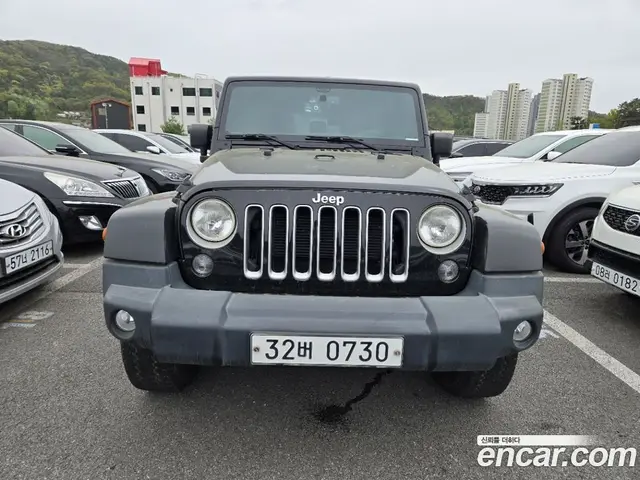 Jeep Wrangler, 2016, 174 476 км Jeep Wrangler, 2016, 174 476 км