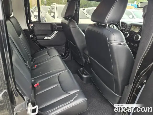 Jeep Wrangler 2016 3.6 автомат (гидро), миниатюра 12