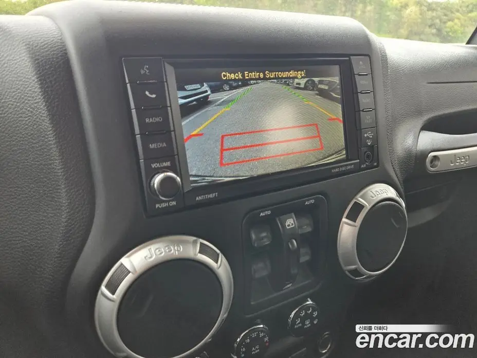 Jeep Wrangler 2016 3.6 автомат (гидро), фото 13 Jeep Wrangler 2016 3.6 автомат (гидро), фото 13