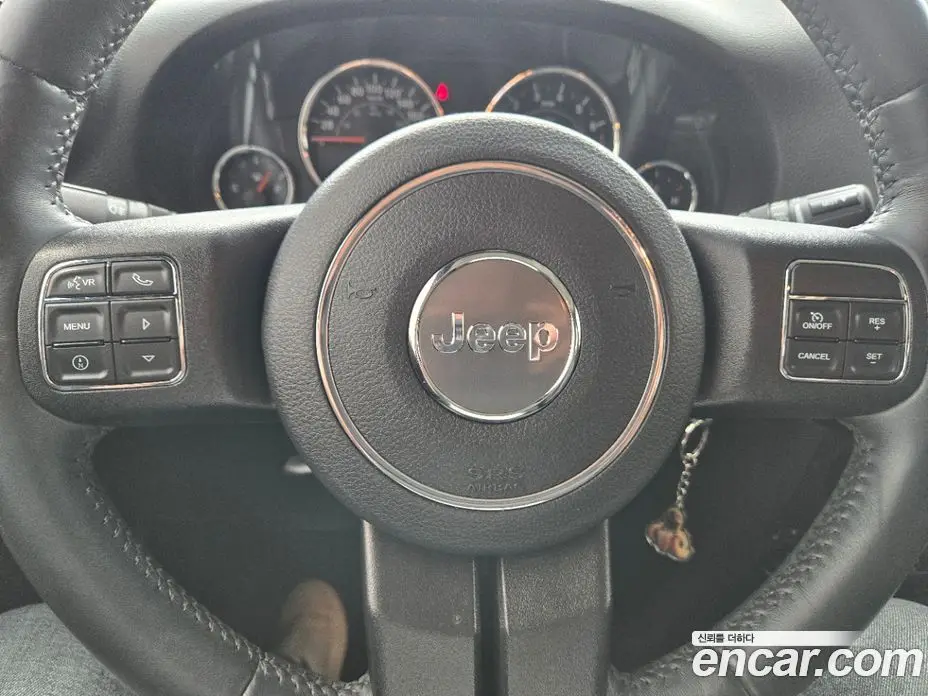 Jeep Wrangler 2016 3.6 автомат (гидро), фото 14 Jeep Wrangler 2016 3.6 автомат (гидро), фото 14