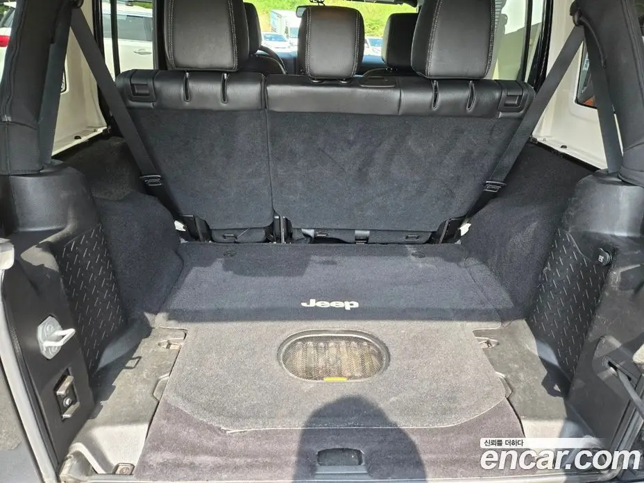Jeep Wrangler 2016 3.6 автомат (гидро), фото 19 Jeep Wrangler 2016 3.6 автомат (гидро), фото 19