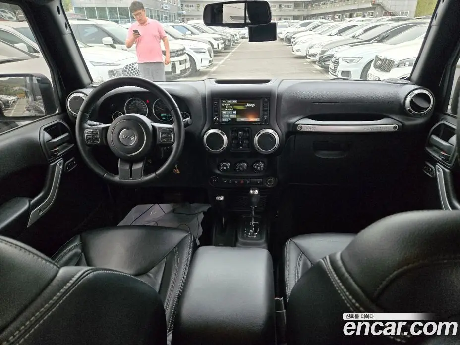 Jeep Wrangler 2016 3.6 автомат (гидро), фото 8 Jeep Wrangler 2016 3.6 автомат (гидро), фото 8