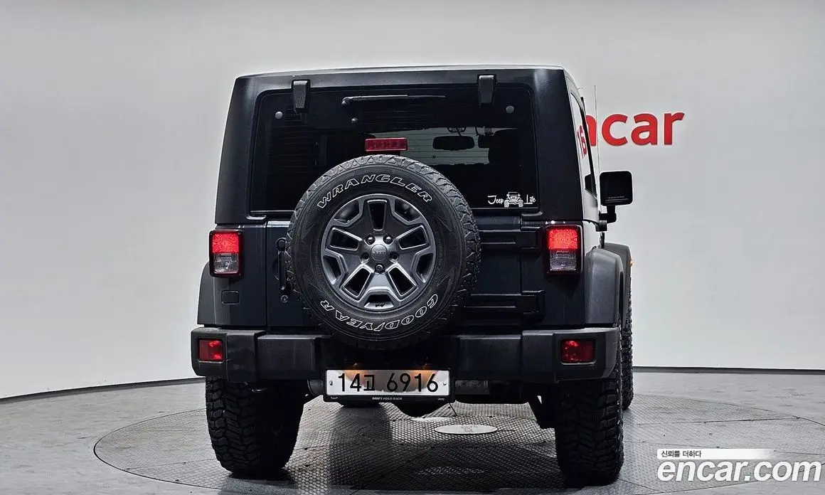 Jeep Wrangler 2017 3.6 автомат (гидро), фото 4 Jeep Wrangler 2017 3.6 автомат (гидро), фото 4