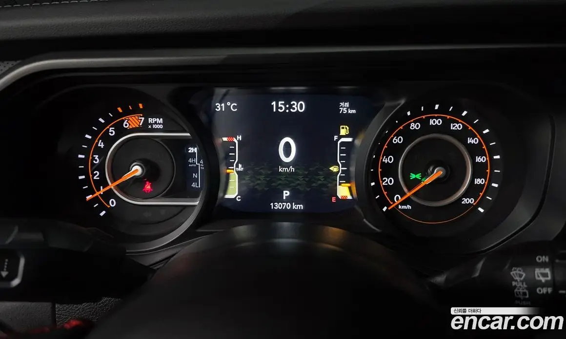 Jeep Wrangler 2024 2.0 автомат (гидро), фото 11 Jeep Wrangler 2024 2.0 автомат (гидро), фото 11