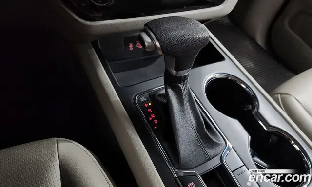 Kia Carnival 2020 2.2 автомат (гидро), миниатюра 12