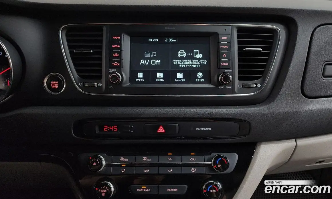 Kia Carnival 2020 2.2 автомат (гидро), фото 18
