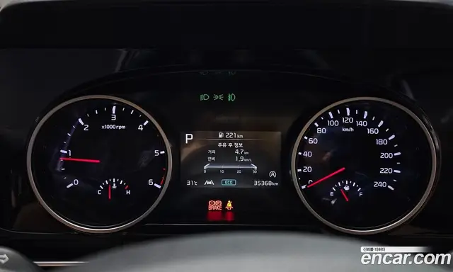 Kia Carnival 2022 2.2 автомат (гидро), миниатюра 11