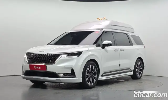 Kia Carnival, 2023, 24 708 км