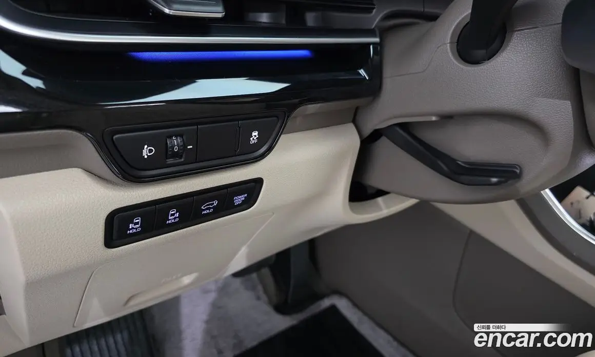 Kia Carnival 2024 1.6 автомат (гидро), фото 20