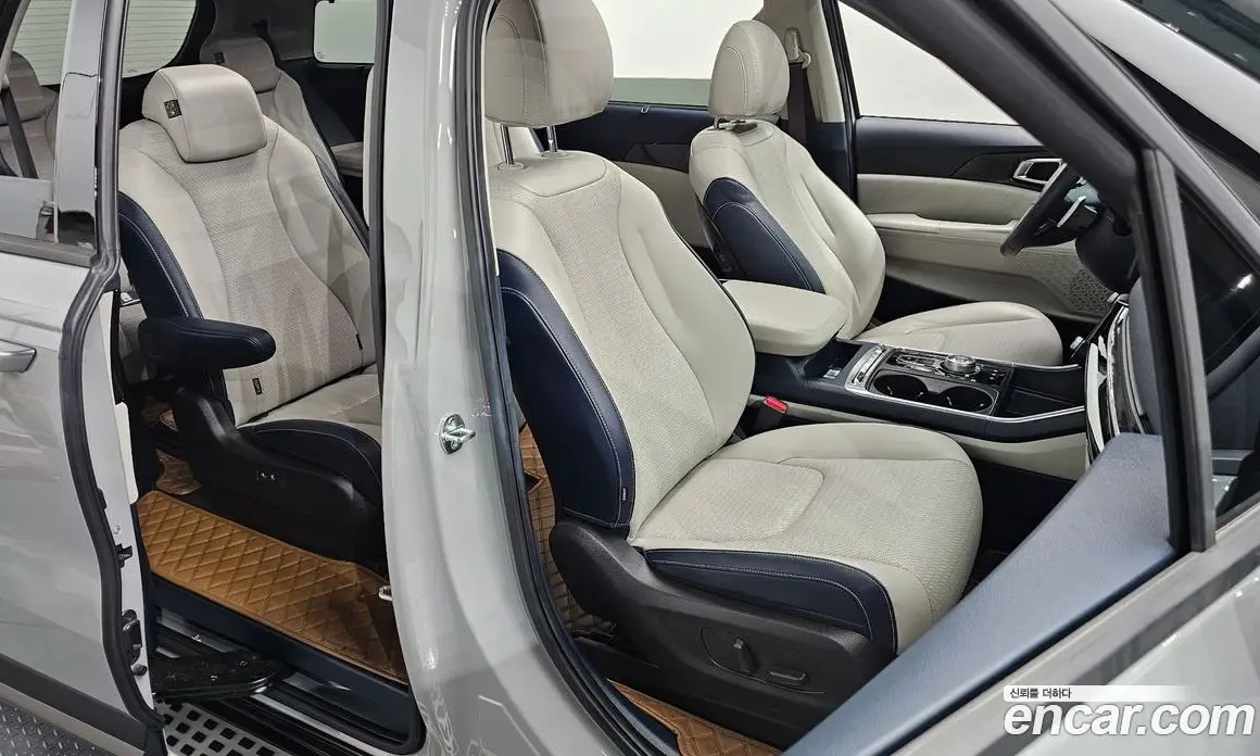 Kia Carnival 2024 1.6 автомат (гидро), фото 16 Kia Carnival 2024 1.6 автомат (гидро), фото 16