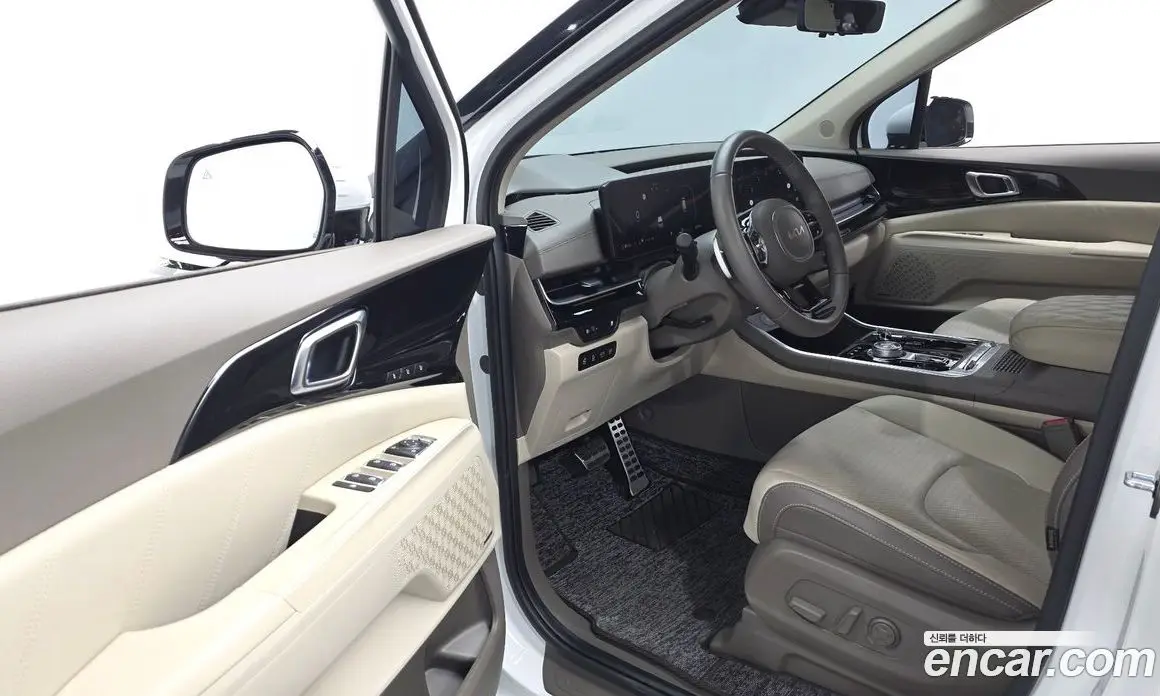 Kia Carnival 2024 1.6 автомат (гидро), фото 13
