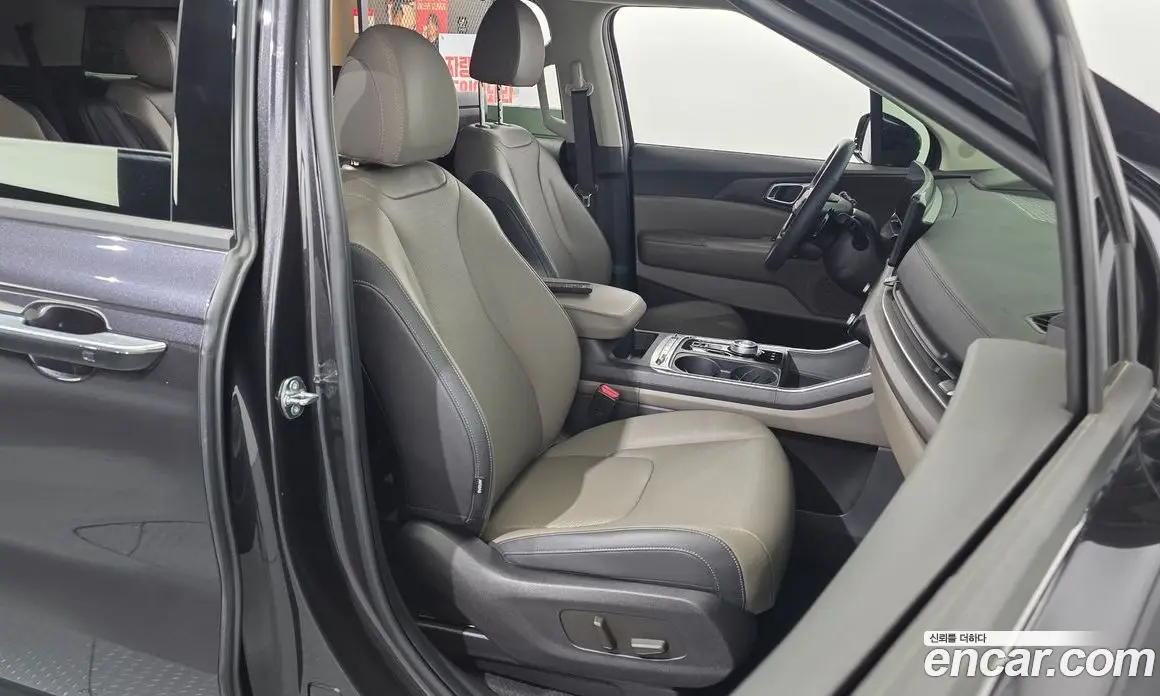 Kia Carnival 2025 3.5 автомат (гидро), фото 16 Kia Carnival 2025 3.5 автомат (гидро), фото 16