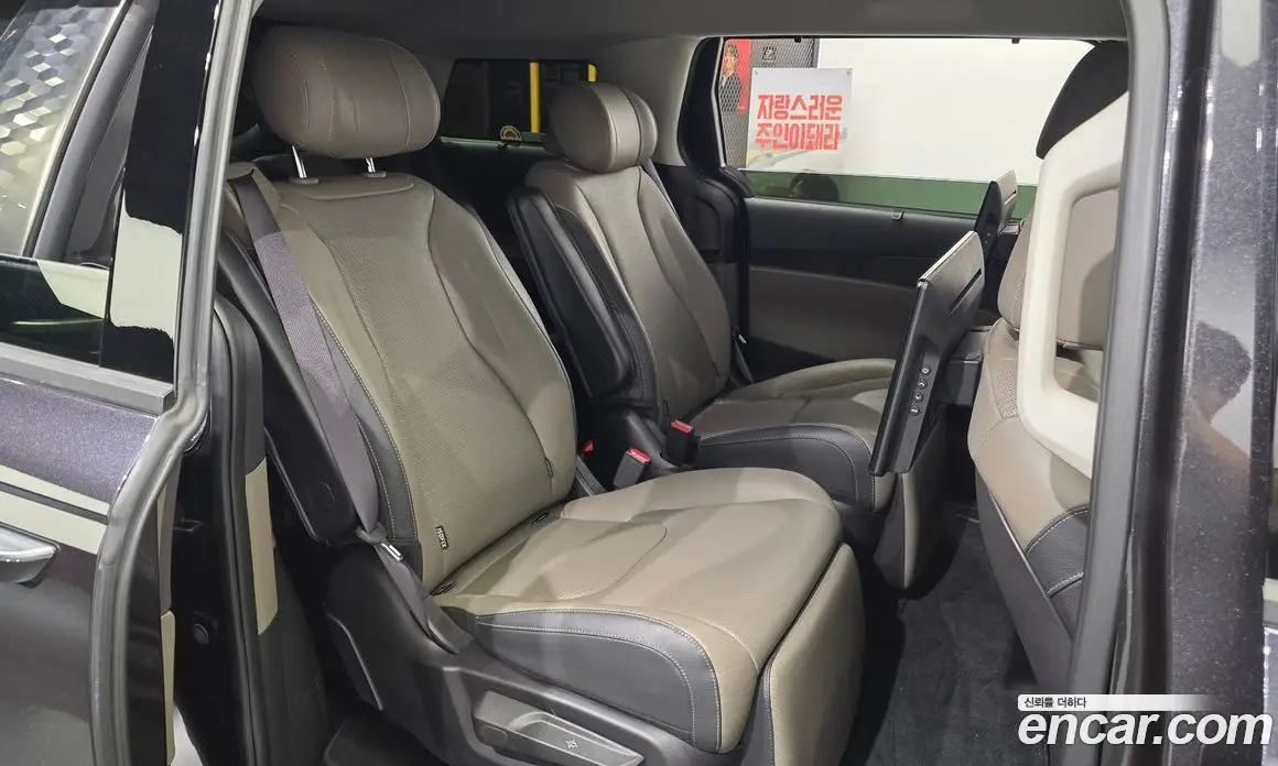 Kia Carnival 2025 3.5 автомат (гидро), фото 18 Kia Carnival 2025 3.5 автомат (гидро), фото 18