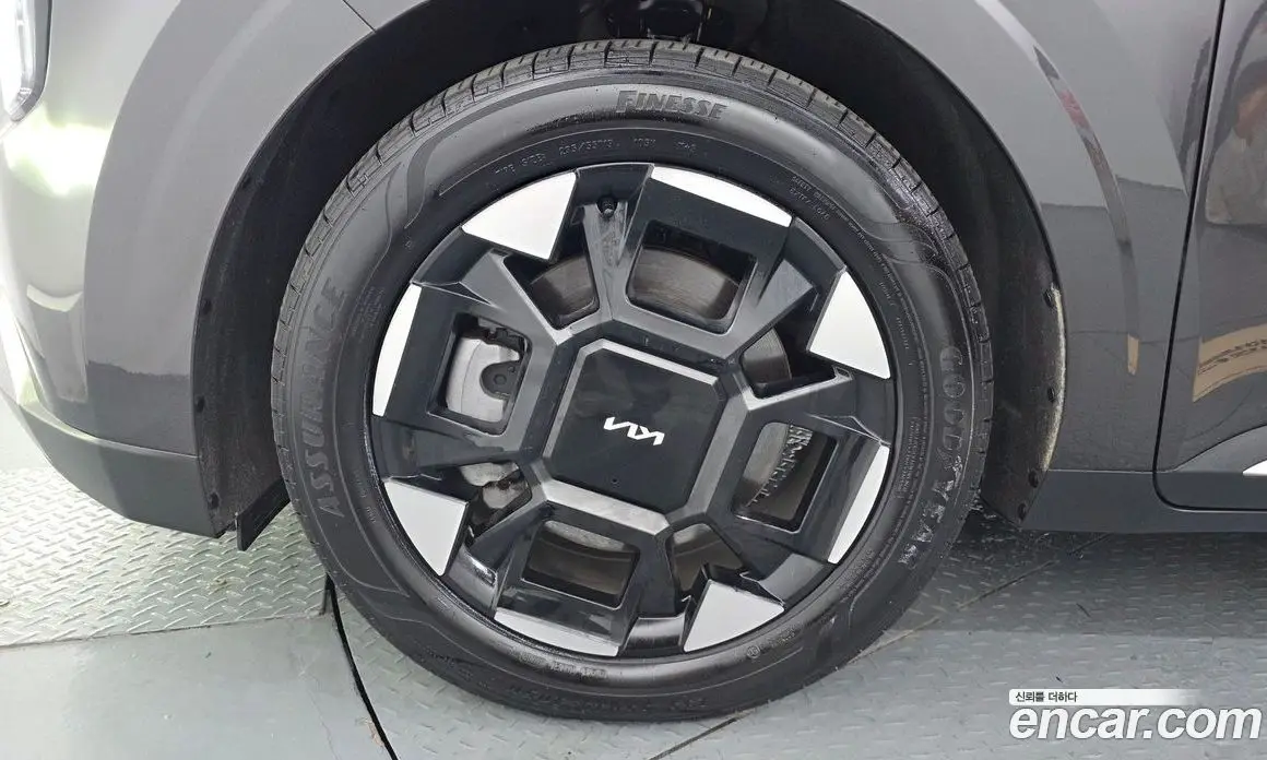 Kia Carnival 2025 3.5 автомат (гидро), фото 8 Kia Carnival 2025 3.5 автомат (гидро), фото 8
