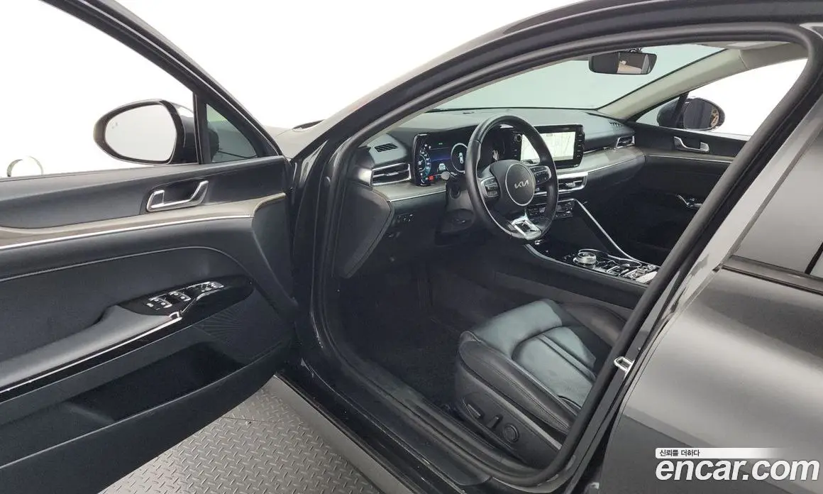 Kia K5 (Optima) 2023 2.0 автомат (гидро), фото 13 Kia K5 (Optima) 2023 2.0 автомат (гидро), фото 13