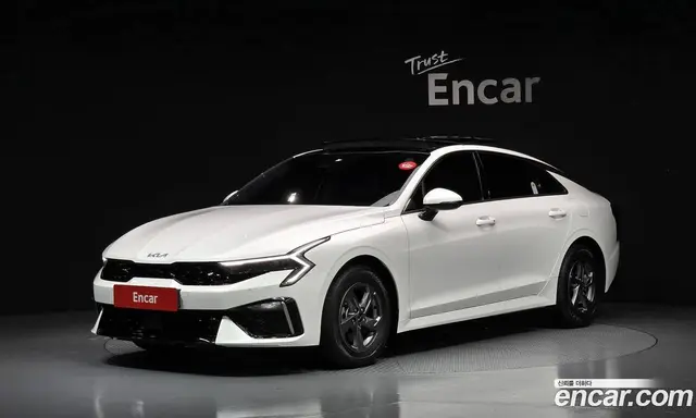 Kia K5 (Optima), 2025, 14 400 км