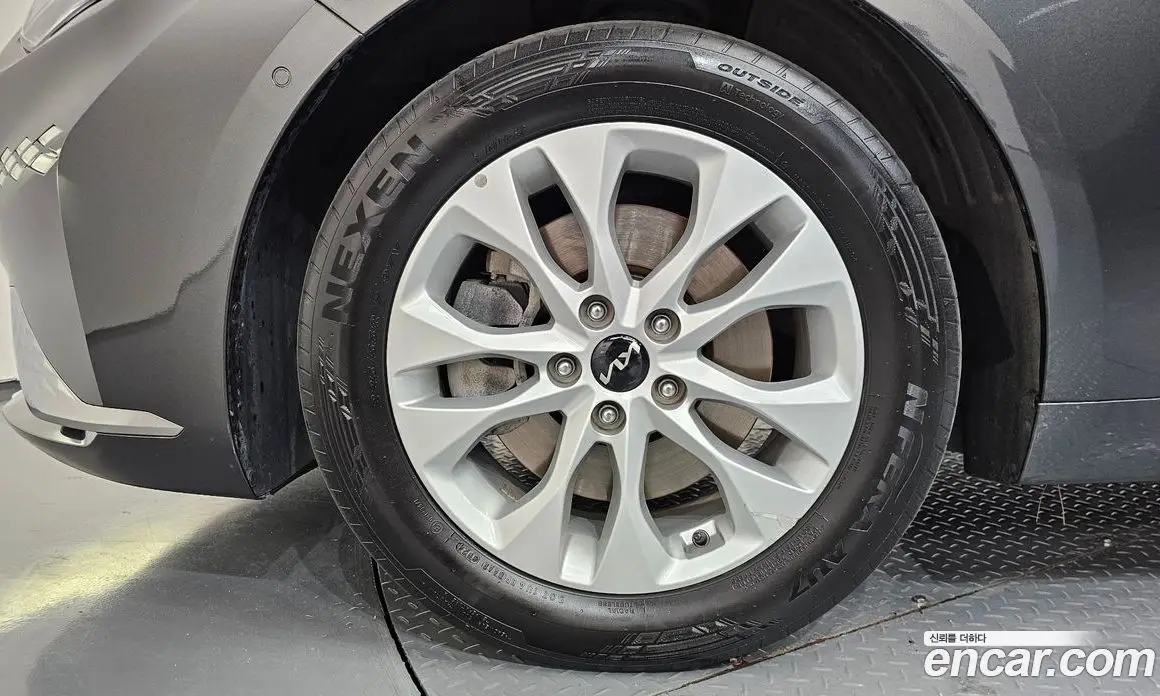 Kia K8 2021 2.5 автомат (гидро), фото 5 Kia K8 2021 2.5 автомат (гидро), фото 5