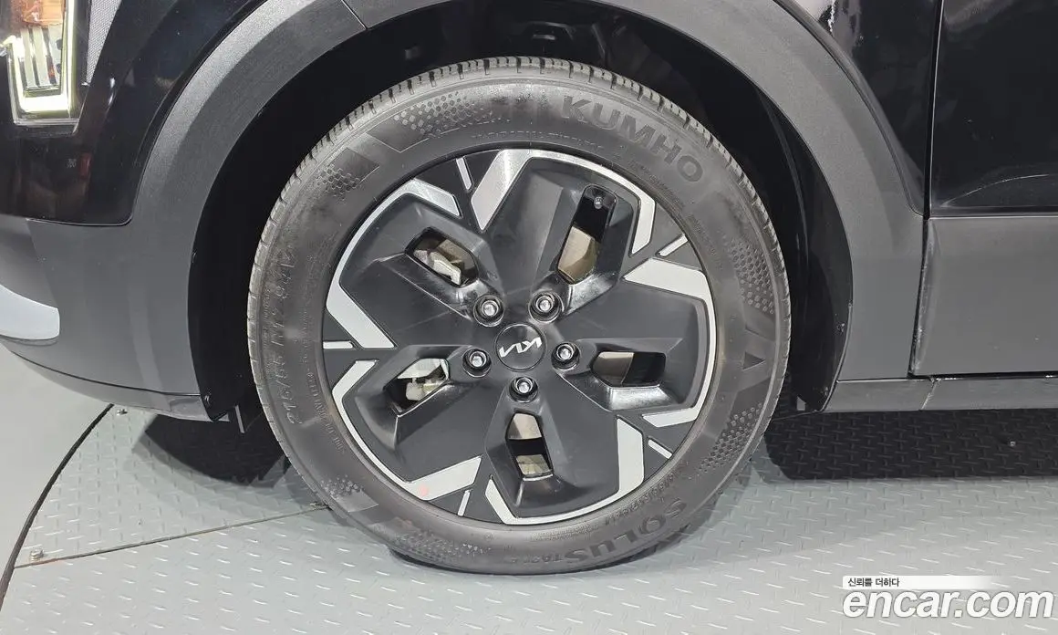 Kia Niro 2023 0.2 автомат (гидро), фото 5 Kia Niro 2023 0.2 автомат (гидро), фото 5