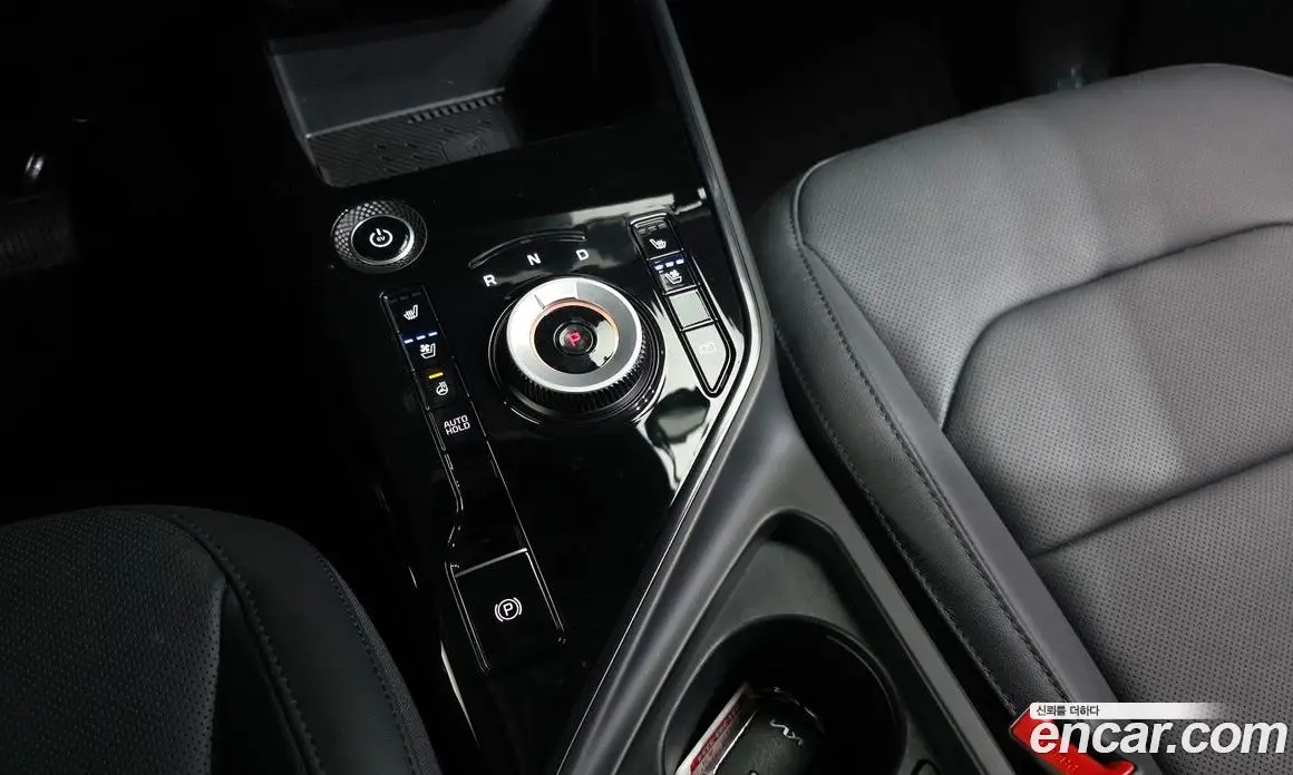 Kia Niro 2023 0.2 автомат (гидро), фото 11 Kia Niro 2023 0.2 автомат (гидро), фото 11
