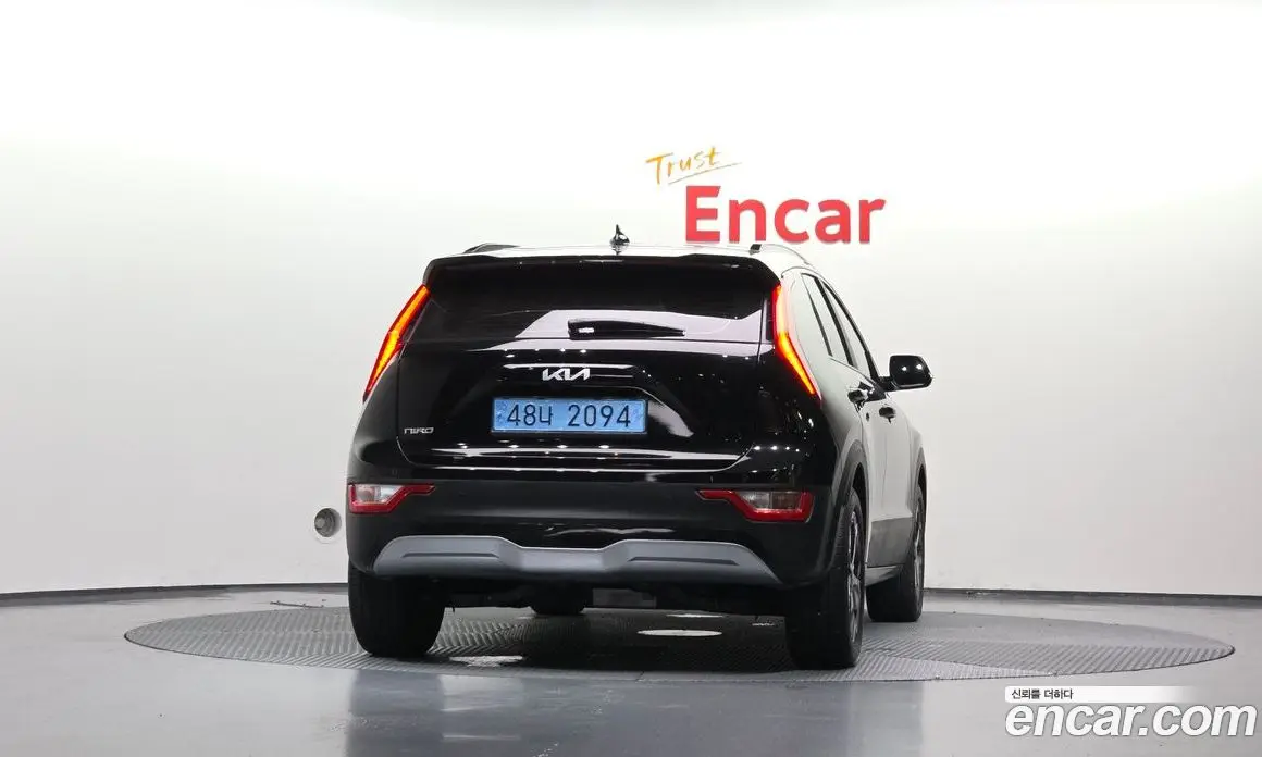 Kia Niro 2023 0.2 автомат (гидро), фото 3 Kia Niro 2023 0.2 автомат (гидро), фото 3