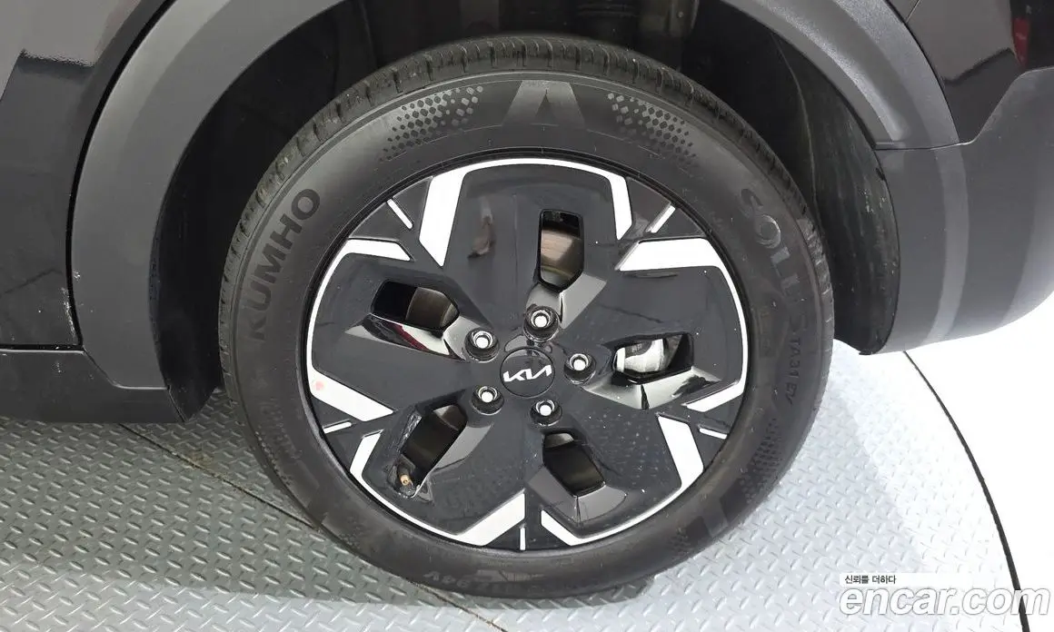 Kia Niro 2023 0.2 автомат (гидро), фото 6 Kia Niro 2023 0.2 автомат (гидро), фото 6