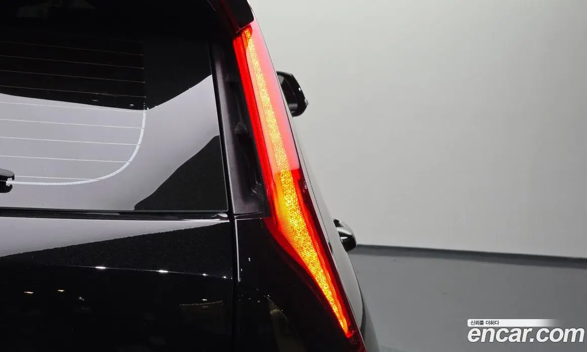 Kia Niro 2023 0.2 автомат (гидро), фото 8 Kia Niro 2023 0.2 автомат (гидро), фото 8