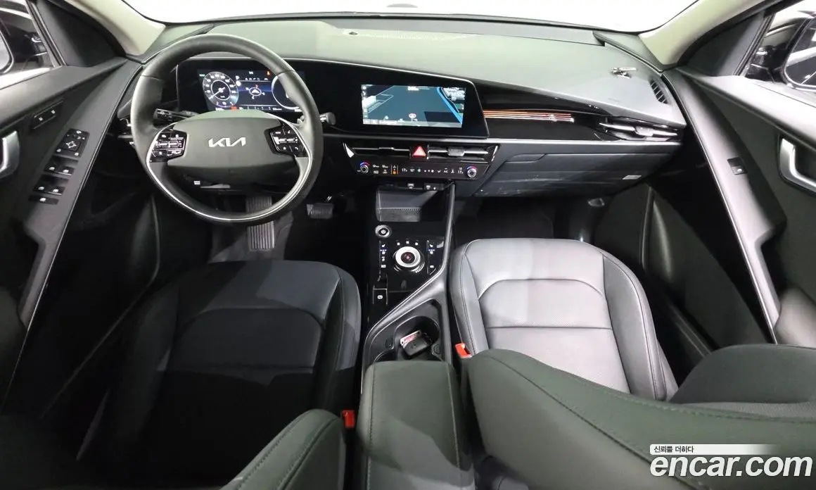 Kia Niro 2023 0.2 автомат (гидро), фото 9 Kia Niro 2023 0.2 автомат (гидро), фото 9