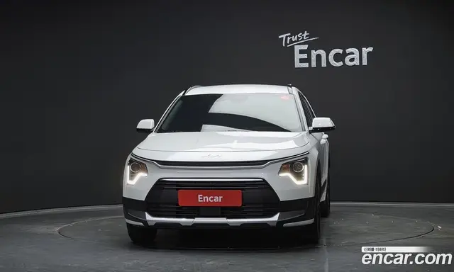 Kia Niro 2025 1.6 автомат (гидро), миниатюра 3