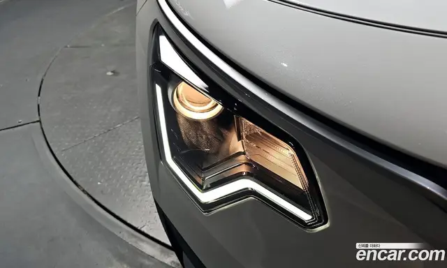 Kia Niro 2025 1.6 автомат (гидро), миниатюра 8