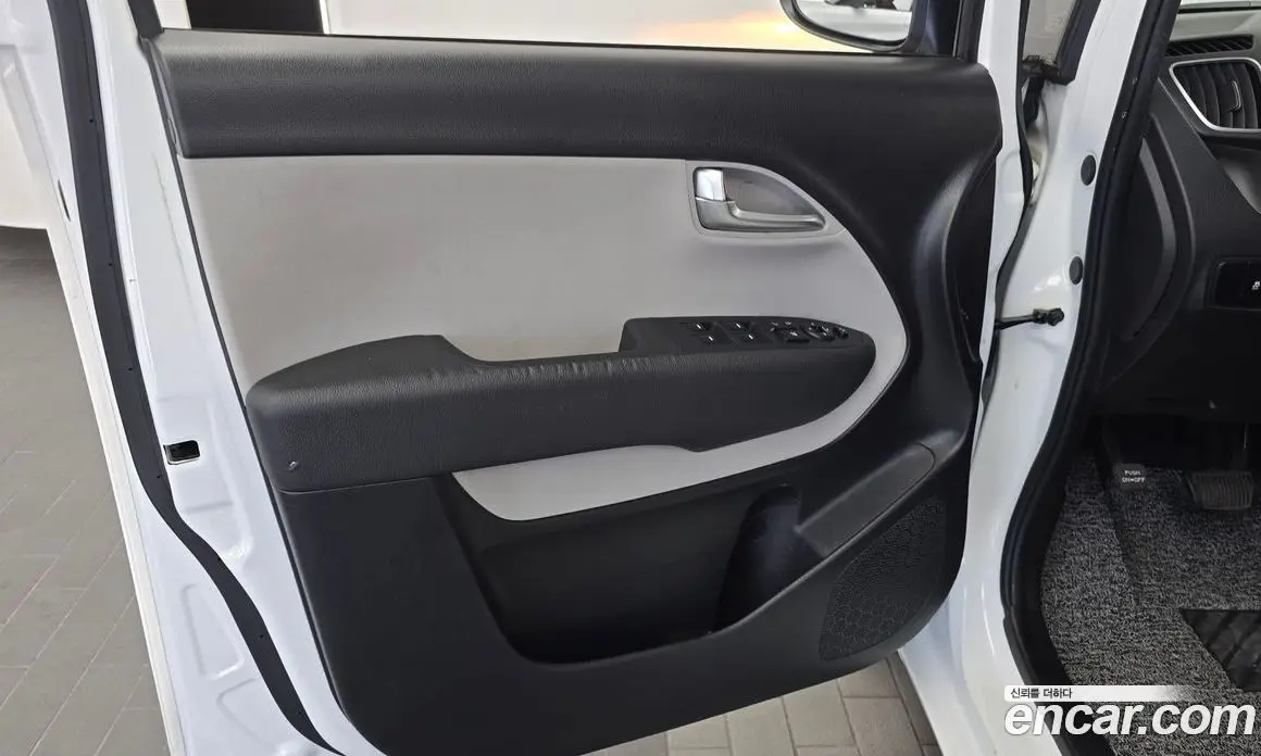 Kia Ray 2022 1.0 автомат (гидро), фото 14 Kia Ray 2022 1.0 автомат (гидро), фото 14