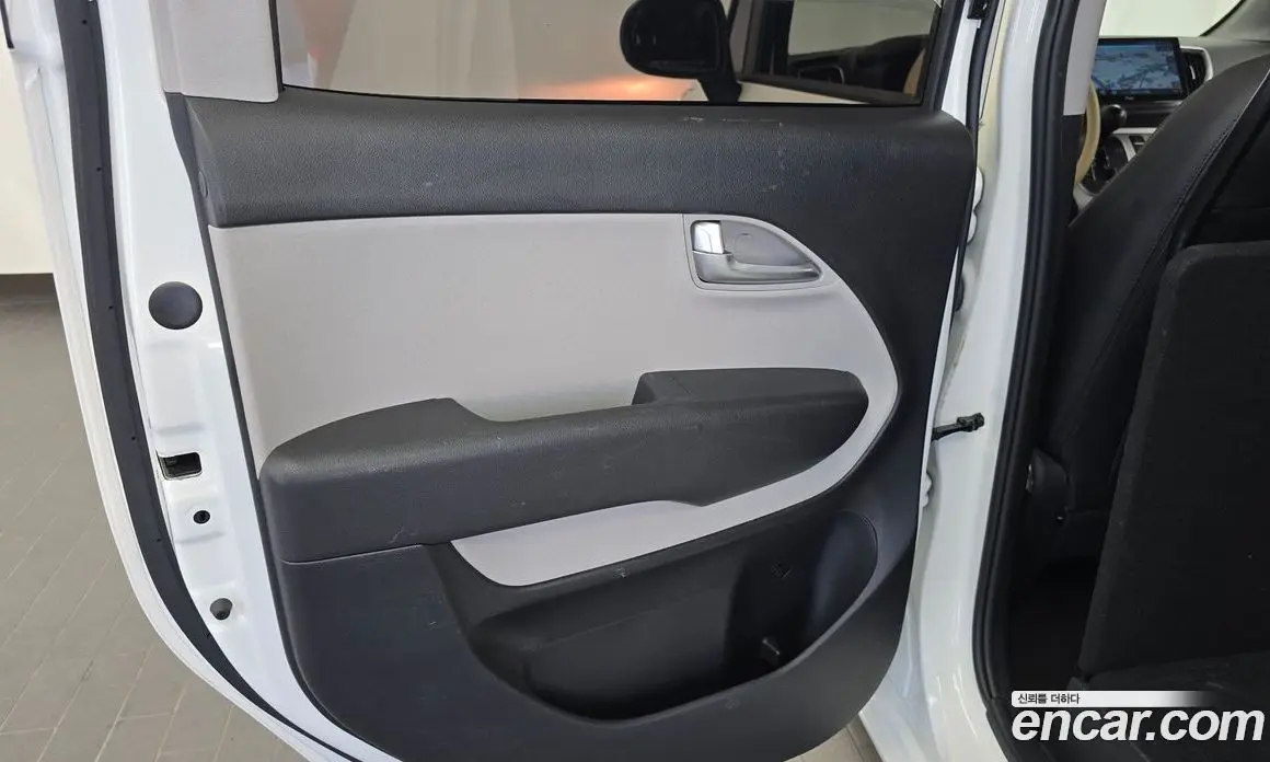 Kia Ray 2022 1.0 автомат (гидро), фото 15 Kia Ray 2022 1.0 автомат (гидро), фото 15