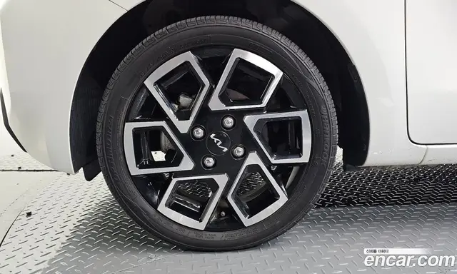 Kia Ray 2023 1.0 автомат (гидро), миниатюра 5 Kia Ray 2023 1.0 автомат (гидро), миниатюра 5