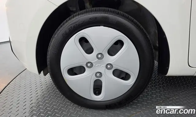 Kia Ray 2024 1.0 автомат (гидро), миниатюра 5 Kia Ray 2024 1.0 автомат (гидро), миниатюра 5
