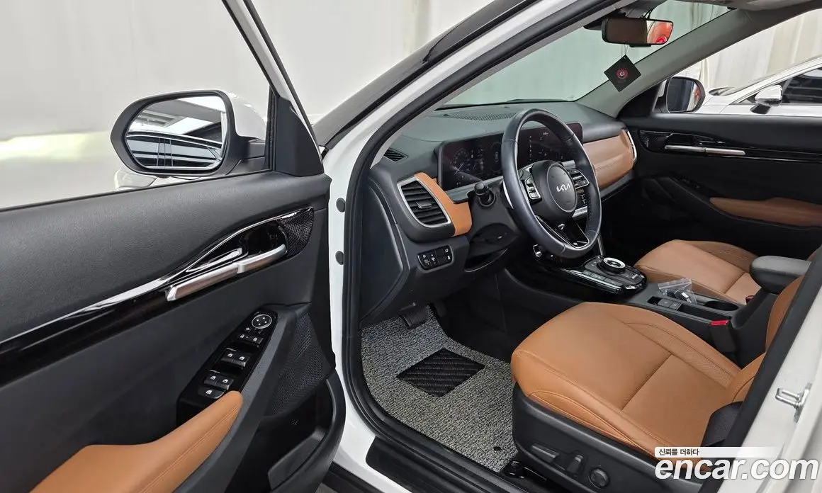 Kia Seltos 2025 1.6 автомат (гидро), фото 13 Kia Seltos 2025 1.6 автомат (гидро), фото 13