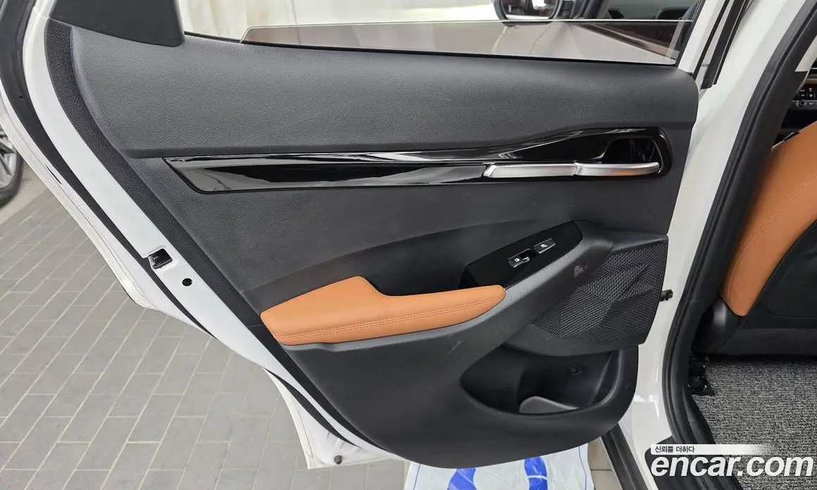 Kia Seltos 2025 1.6 автомат (гидро), фото 15 Kia Seltos 2025 1.6 автомат (гидро), фото 15