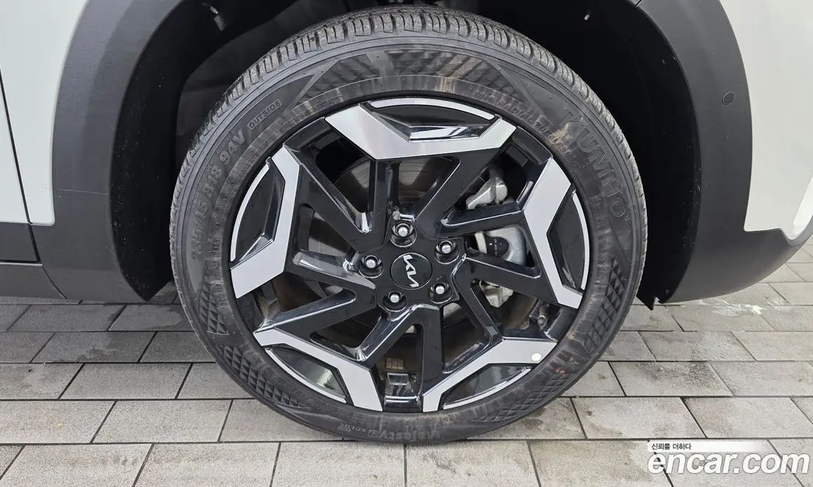 Kia Seltos 2025 1.6 автомат (гидро), фото 7 Kia Seltos 2025 1.6 автомат (гидро), фото 7