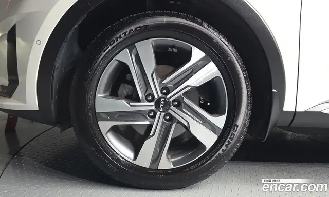 Kia Sorento 2022 1.6 автомат (гидро), миниатюра 5 Kia Sorento 2022 1.6 автомат (гидро), миниатюра 5