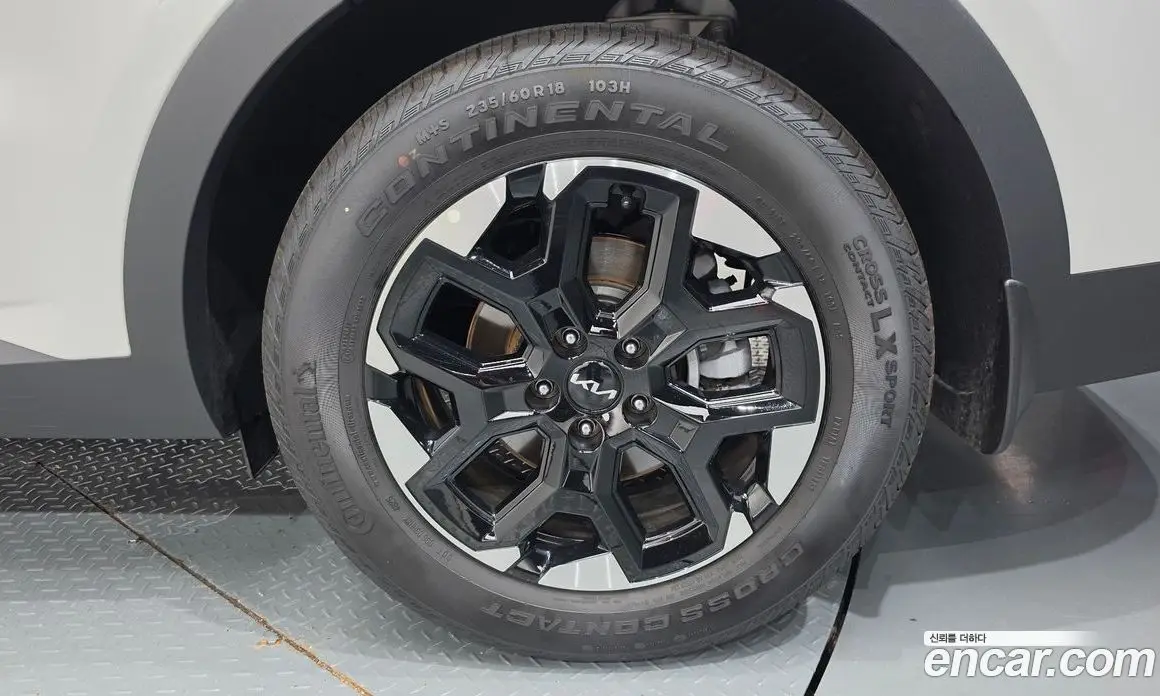 Kia Sorento 2026 2.5 автомат (гидро), фото 7 Kia Sorento 2026 2.5 автомат (гидро), фото 7