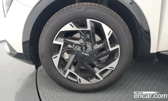 Kia Sportage 2022 1.6 автомат (гидро), миниатюра 4