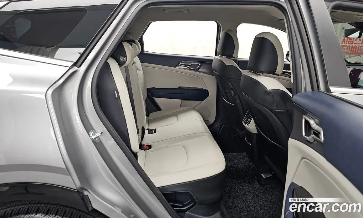 Kia Sportage 2024 1.6 автомат (гидро), фото 18 Kia Sportage 2024 1.6 автомат (гидро), фото 18