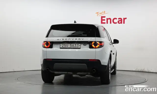 Land Rover Discovery Sport 2017 2.0 автомат (гидро), миниатюра 3 Land Rover Discovery Sport 2017 2.0 автомат (гидро), миниатюра 3