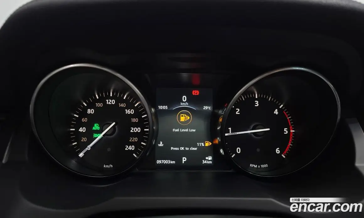 Land Rover Range Rover Evoque 2017 2.0 автомат (гидро), фото 11 Land Rover Range Rover Evoque 2017 2.0 автомат (гидро), фото 11