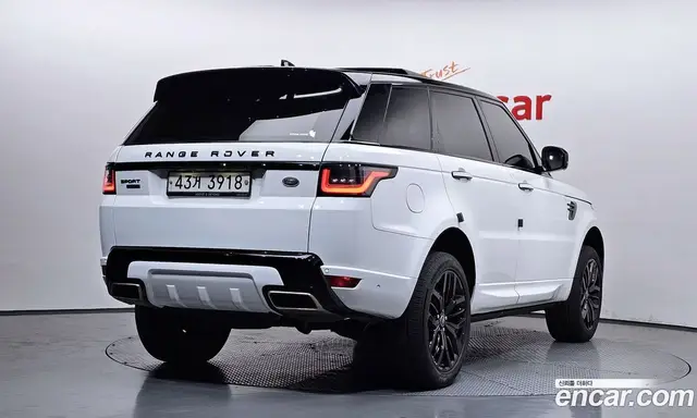 Land Rover Range Rover Sport 2018 3.0 автомат (гидро), миниатюра 2 Land Rover Range Rover Sport 2018 3.0 автомат (гидро), миниатюра 2