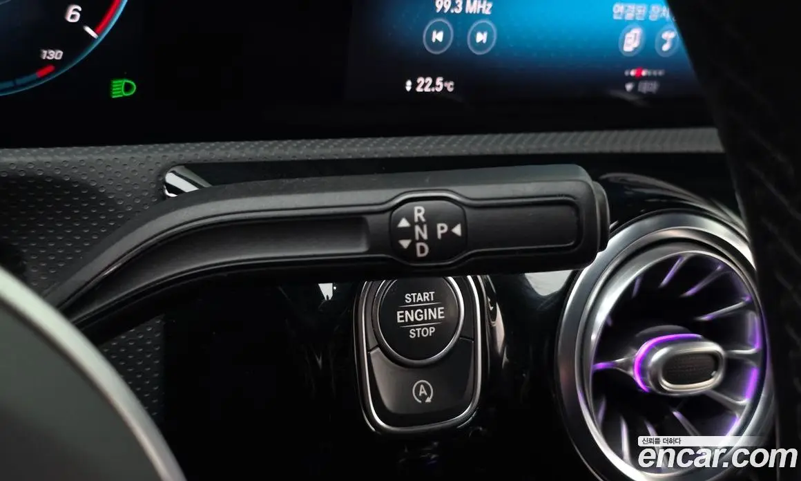 Mercedes-Benz A-Class 2021 1.9 автомат (гидро), фото 12