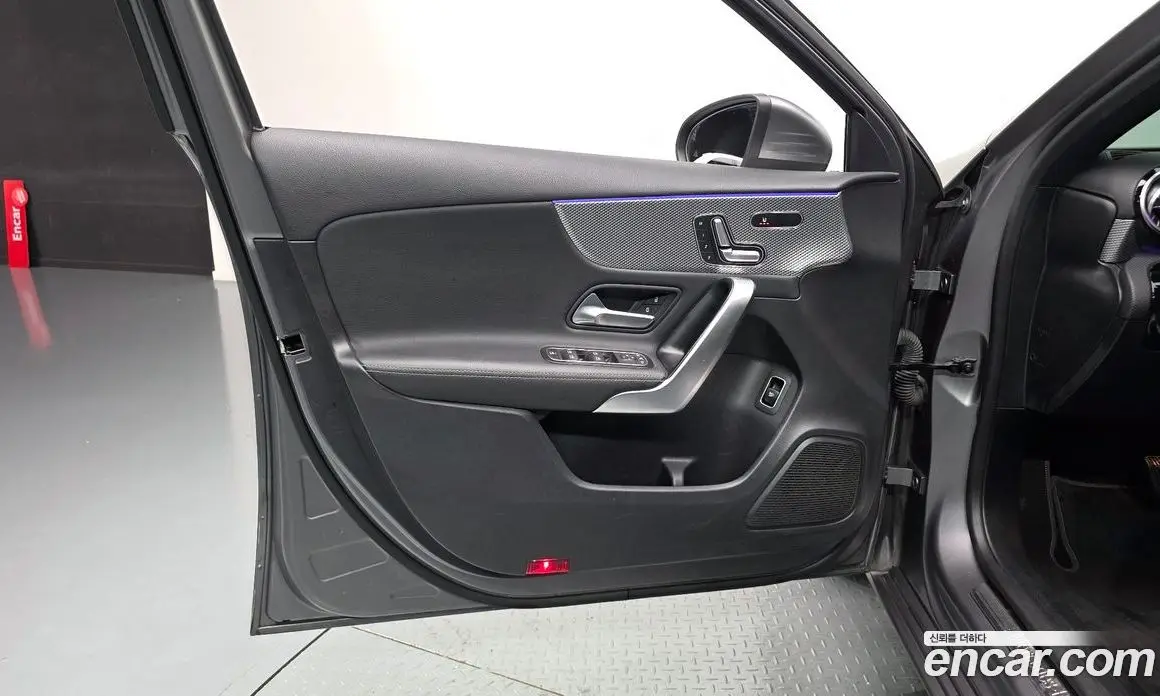 Mercedes-Benz A-Class 2021 1.9 автомат (гидро), фото 14