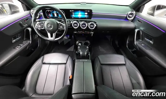 Mercedes-Benz A-Class 2021 1.9 автомат (гидро), миниатюра 10